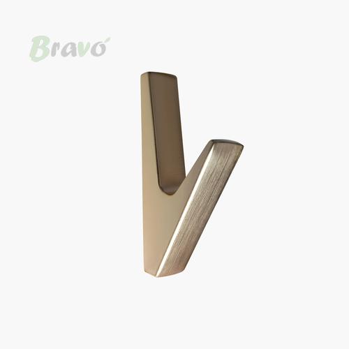 Вішак Bravo Hook брашоване золото